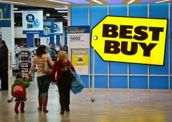Coronavirus obliga a Best Buy a irse de México