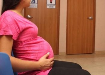 Adolescentes embarazadas tendrían acceso a estudios