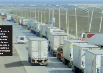 Vuelven largas filas al Puente III