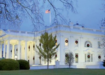 EU pide a los ciudadanos evitar viajar a México