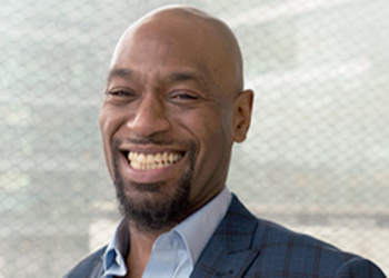 Le robaron 30 años de su vida en prisión