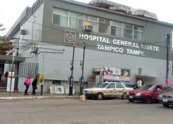 Amenazan a trabajadores del ISSSTE con quitarles aguinaldo si se cambian de sindicato