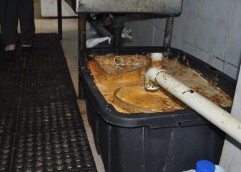 Razones para no verter aceites y grasas al drenaje: Comapa