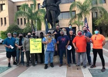 Protestan pequeños comerciantes por posibles cierres ante el disparo de casos de COVID-19