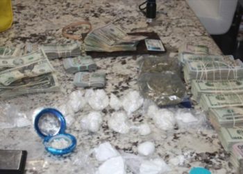 Golpe al narcomenudeo: 4 arrestos con cocaína y mariguana, tras dos cateos