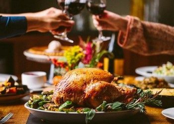 Piden en Laredo no celebrar Thanksgiving por aumento de contagios