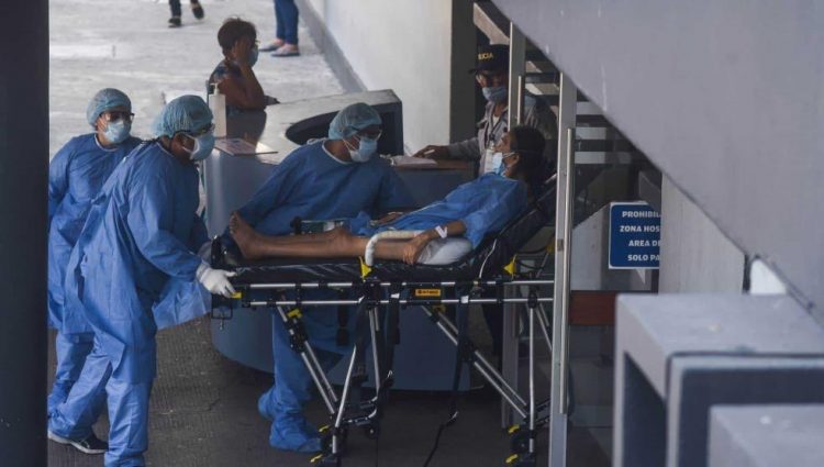 Estados Unidos rebasa los 250 mil muertos por covid-19