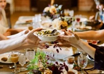 Limita gobierno de Laredo las reuniones familiares