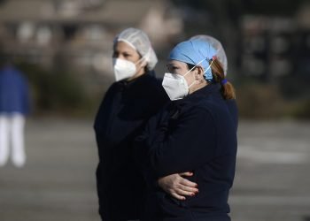 OMS confirma segunda cepa de COVID, ahora en Sudáfrica