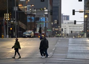 EU confirma primer caso de nueva cepa de coronavirus detectada por Reino Unido