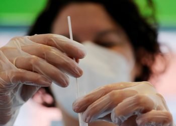 OMS: Detectan la nueva cepa de coronavirus en 8 países europeos