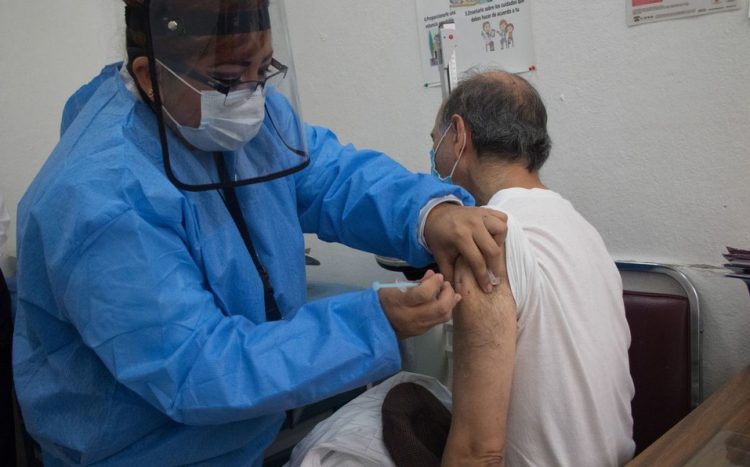 Se ampara enfermera para no laborar por riesgo a coronavirus