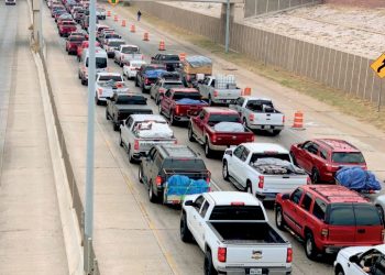 Invaden paisanos la Interestatal 35