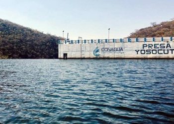 Hombre asesina a su pareja en Oaxaca e intenta arrojar el cuerpo a una presa