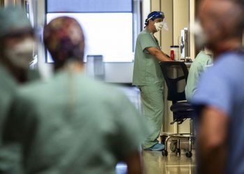 Por temor al Covid-19 renuncian 40 médicos