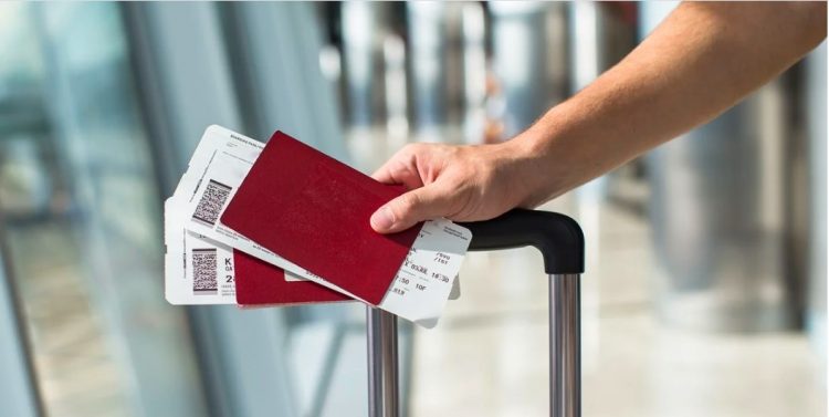 Cuba reduce entrada de viajeros de México por Covid-19