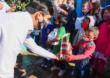Festeja IMJUVE a niñas y niños en Valles Elizondo