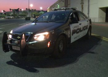 Laredo, Texas vuelve al toque de queda