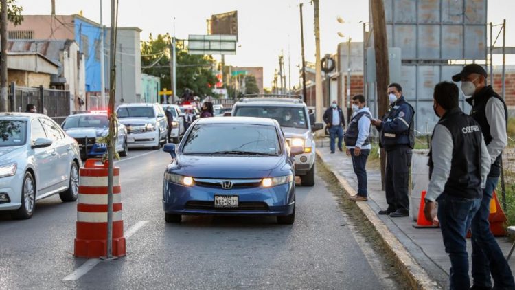 Filtro en Puente Dos frena viajes no esenciales