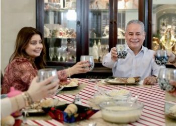 Chava Rosas envía felicitación de año nuevo