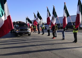 Arriba a Nuevo Laredo la primera gran caravana de paisanos