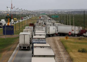 Pone Rivas sobre la mesa el tema de un nuevo puente
