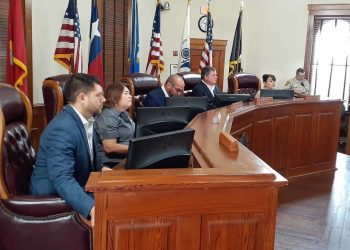 Condado de Webb emite moratoria en la construcción del muro fronterizo