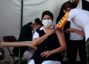 Este sábado llegarán 42,900 vacunas COVID-19 de Pfizer a CDMX y Monterrey