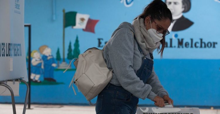 Tribunal Electoral ordena a partidos políticos postular a mujeres en 7 de 15 gubernaturas