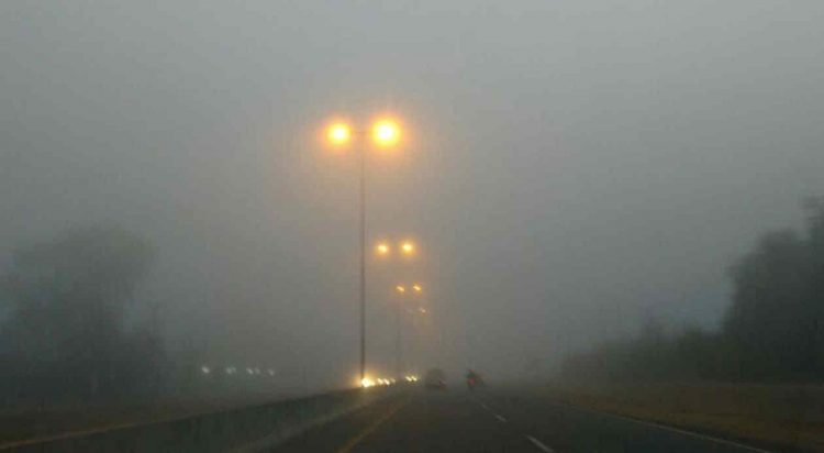 Alertan por aumento de accidentes debido a la neblina