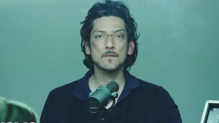 Eliminan cuenta de Twitter de León Larregui tras incitar a la población a no vacunarse contra el COVID-19