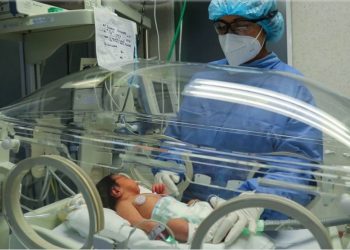 Nacen 69 bebés con Covid en Toluca; uno murió