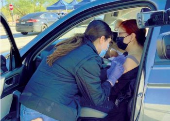 Aplicarán refuerzo de la vacuna