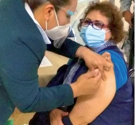 Concluye IMSS inmunización contra Covid a su personal