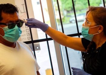 Detecta Texas primer caso de cepa británica de Covid-19