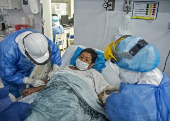 Está fuera de control el Covid en la ciudad, asegura médico