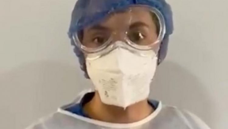 Médica del IMSS renuncia por irregularidades en vacunación