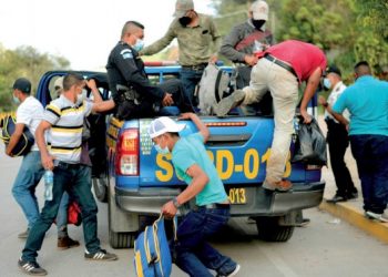 Ingresa a México un grupo de hondureños contagiados
