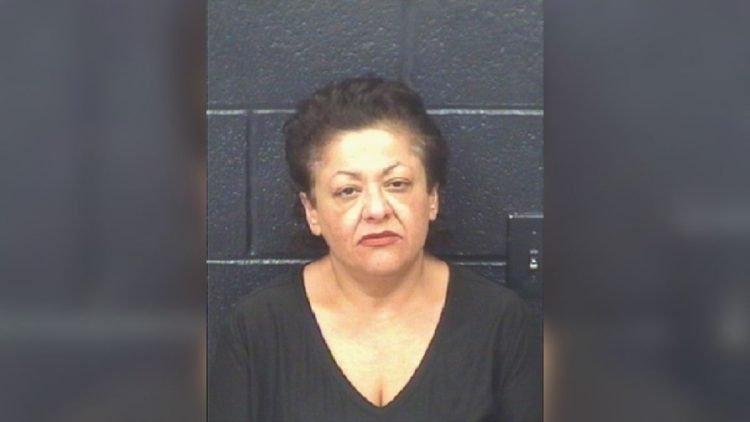 Buscan a fugitiva por tres robos