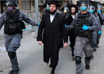 Se enfrentan judíos ultraortodoxos y policías en Israel