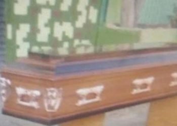 Muere mujer y sus familiares la abandonan