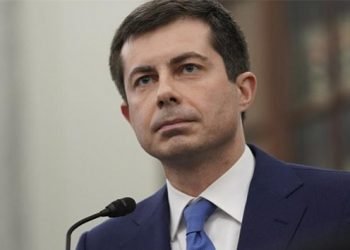 ¡Histórico! Pete Buttigieg es confirmado como el primer Secretario abiertamente gay de EU