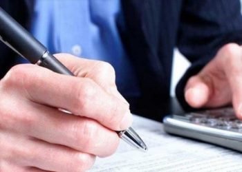 SAT actualiza lista de emisores de facturas falsas