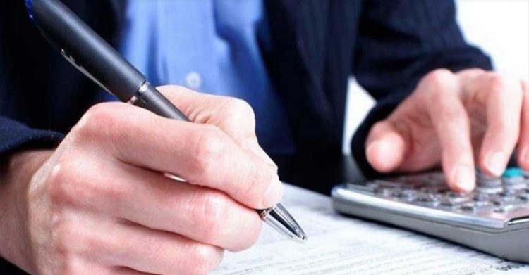 SAT actualiza lista de emisores de facturas falsas