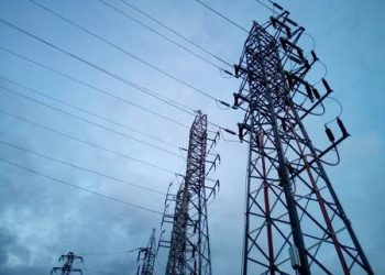 Mega-apagón afecta a la ciudad más de cinco horas