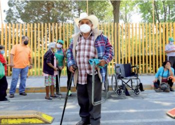 El sábado inicia la vacunación de abuelitos
