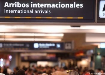 Argentina: se suspenden los vuelos desde México