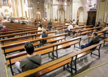 Reanudan iglesias celebración de misas presenciales todos los días