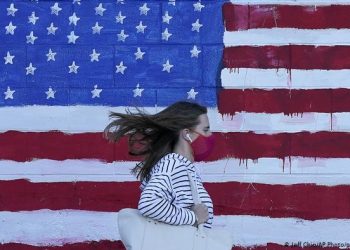 Texas y Misisipi dicen adiós a las mascarillas