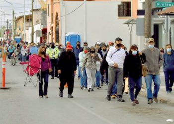 Reanudarán vacunación de abuelitos el domingo